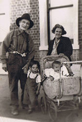 Vic Dale with Family